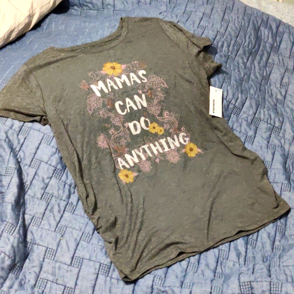 NWT "Mamas can do anything" Maternity T-shirt with ruched sides